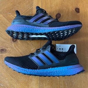 Men’s Adidas Sneakers UltraBoost 5.0 DNA GY8614 Black Metallic Iridescent Sz 8.5